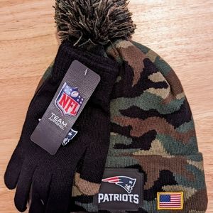 NWT! New England Patriots Salute to Service NFL Beanie Winter Hat And Gloves